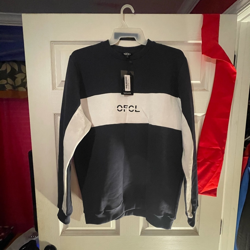 OFCL sweater/ Large/ New